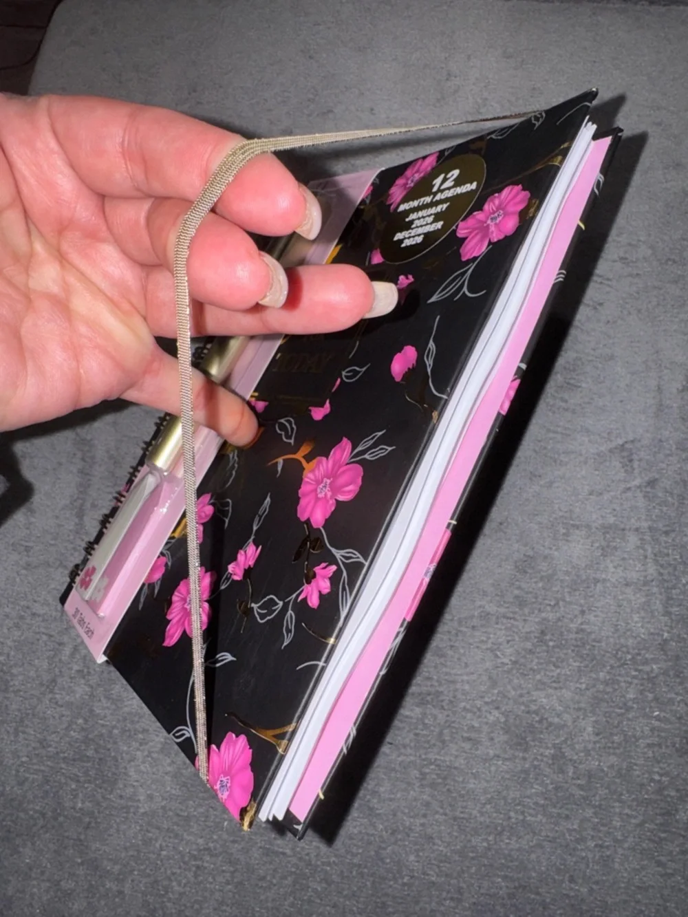 lilaGRACE - NWT 2026 Spiral Black & Pink Floral Planner with Pen & Sticky Tabs